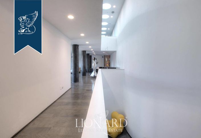 Image No.29-Villa de 8 chambres à vendre à Lombardie