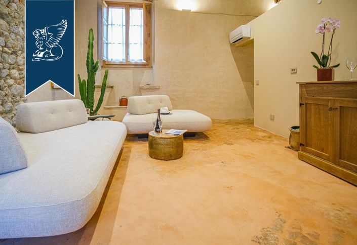 Image No.11-6 Bed Hotel for sale