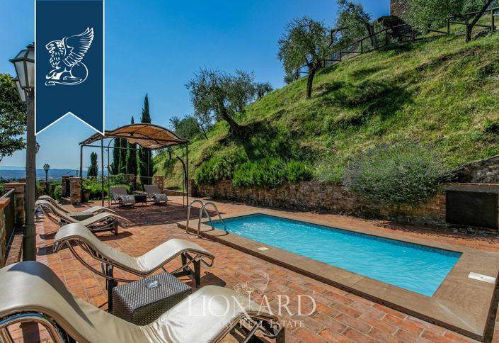 Image No.14-8 Bed Hotel for sale