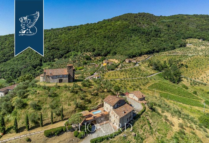 Image No.8-8 Bed Hotel for sale