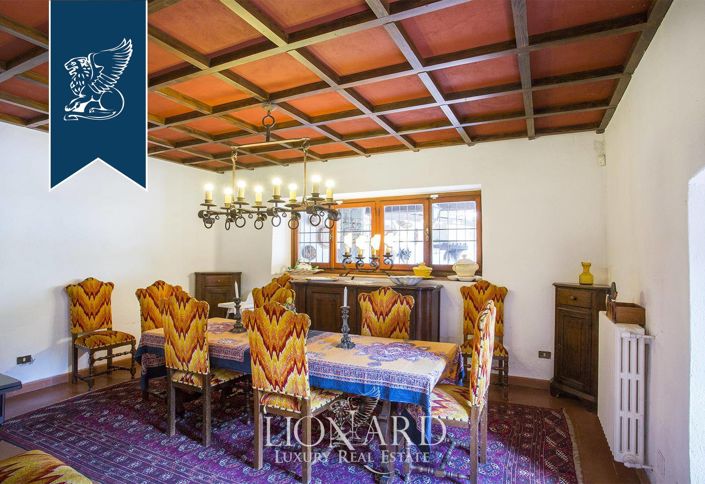 Image No.33-10 Bed Villa for sale