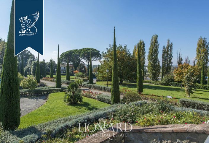 Image No.13-40 Bed Hotel for sale