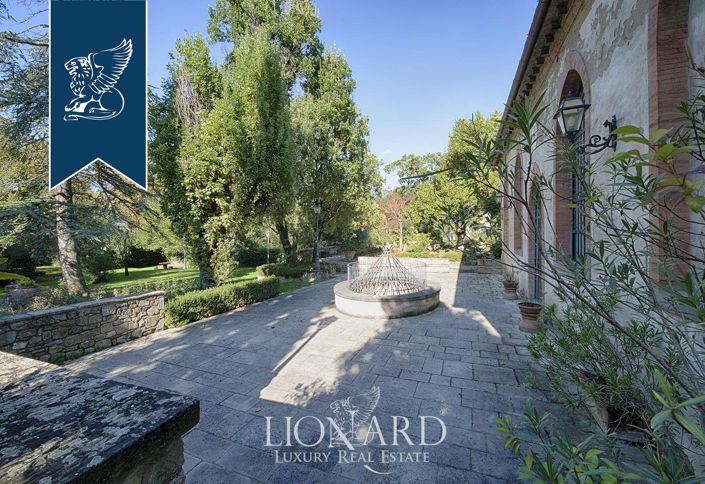 Image No.19-40 Bed Hotel for sale