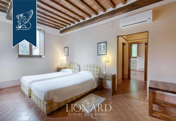 Image No.47-40 Bed Hotel for sale