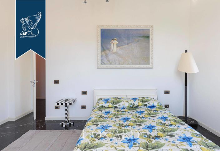 Image No.38-4 Bed Villa for sale