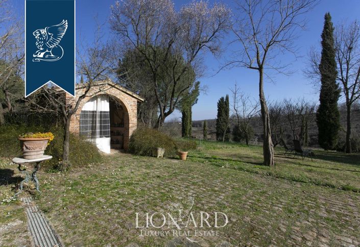 Image No.16-Maison de campagne de 8 chambres à vendre à Sinalunga