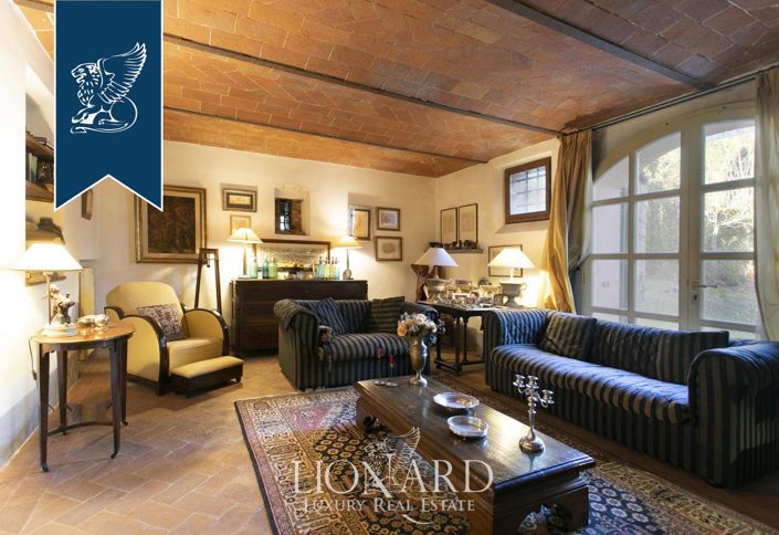 Image No.20-Maison de campagne de 8 chambres à vendre à Sinalunga