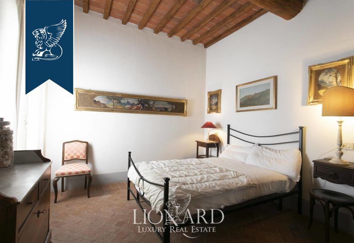 Image No.35-Maison de campagne de 8 chambres à vendre à Sinalunga