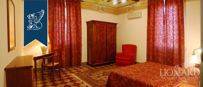 Image No.10-2 Bed Villa for sale