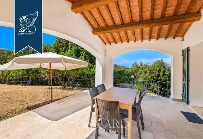 Image No.11-Villa de 5 chambres à vendre à Marciana Marina