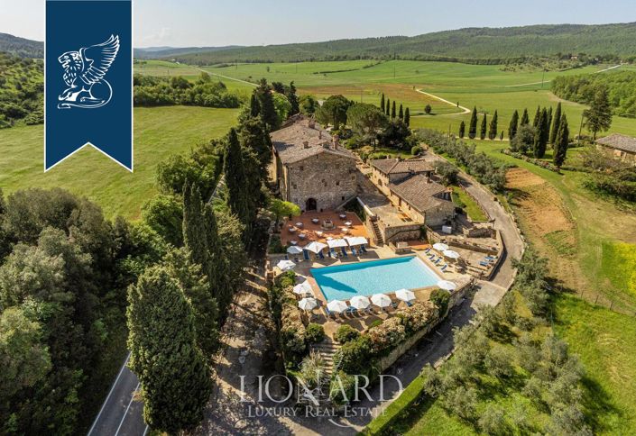 Image No.2-Un hôtel de 17 chambres à vendre à Sovicille