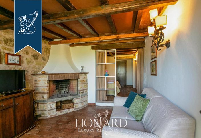 Image No.35-Un hôtel de 17 chambres à vendre à Sovicille