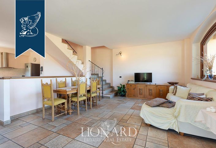 Image No.16-5 Bed Villa for sale