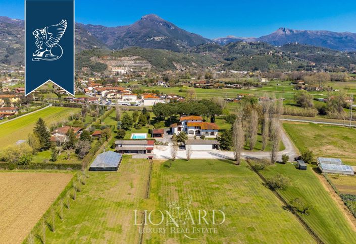 Image No.19-5 Bed Villa for sale