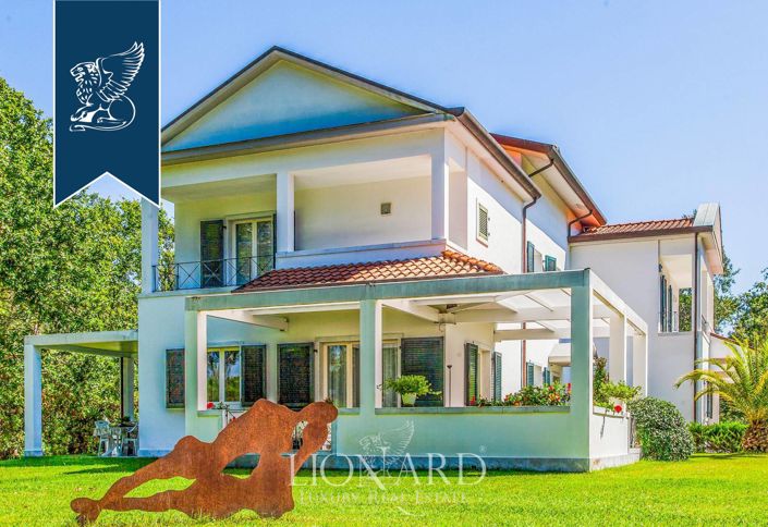 Image No.3-5 Bed Villa for sale