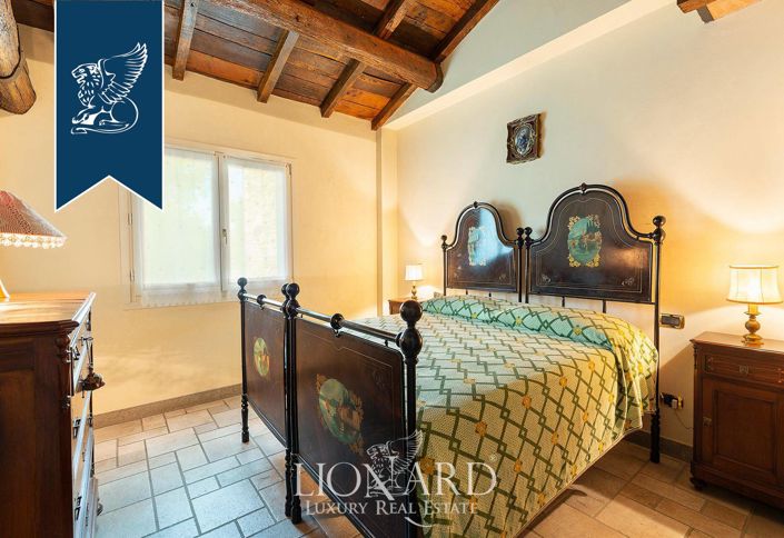 Image No.33-5 Bed Villa for sale