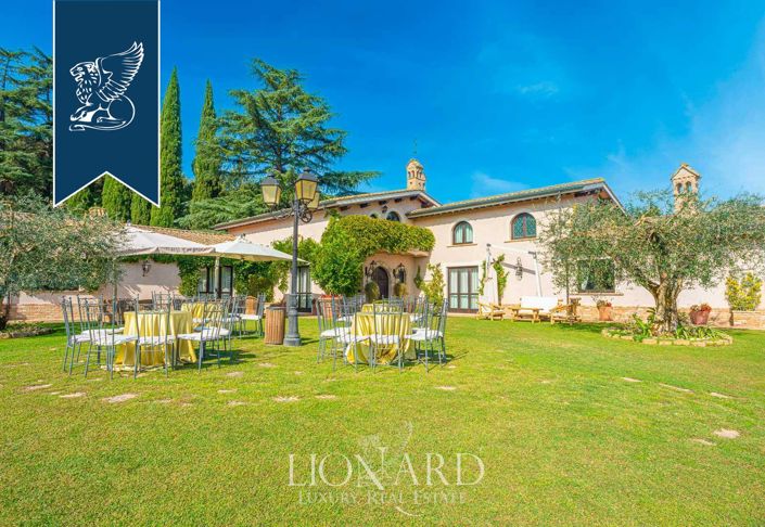 Image No.12-9 Bed Villa for sale