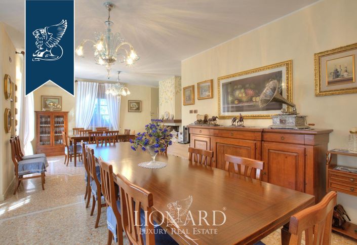 Image No.22-4 Bed Villa for sale