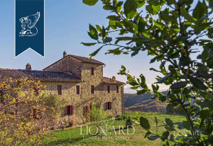 Image No.15-8 Bed Villa for sale