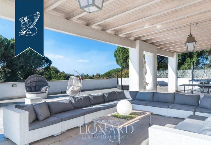 Image No.2-7 Bed Villa for sale