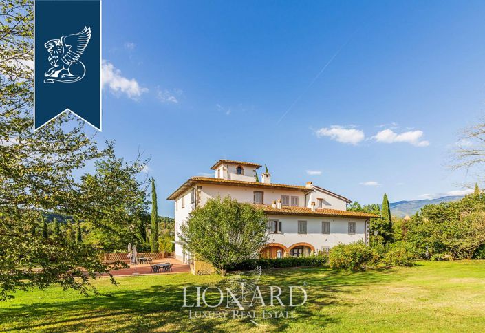 Image No.15-22 Bed Villa for sale