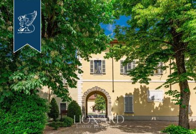 1 - Pavia, Farmhouse