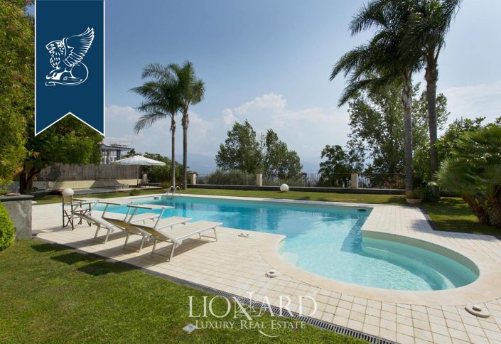 Image No.8-4 Bed Villa for sale