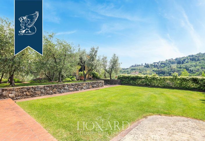 Image No.10-7 Bed Villa for sale