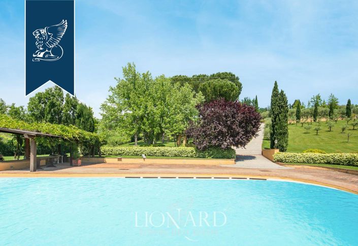 Image No.16-7 Bed Villa for sale