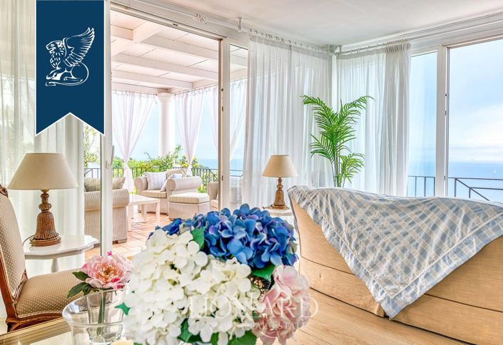 Image No.13-7 Bed Villa for sale