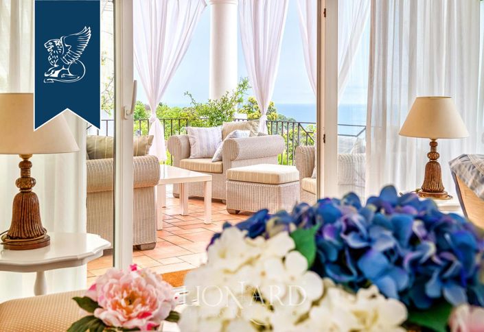 Image No.16-7 Bed Villa for sale