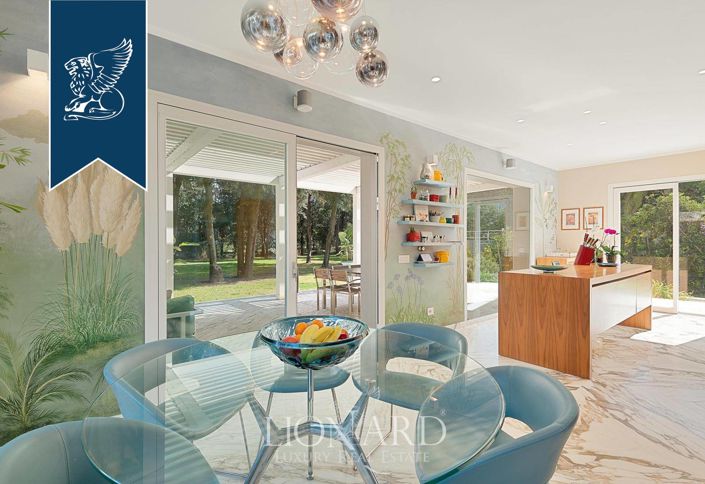 Image No.12-6 Bed Villa for sale