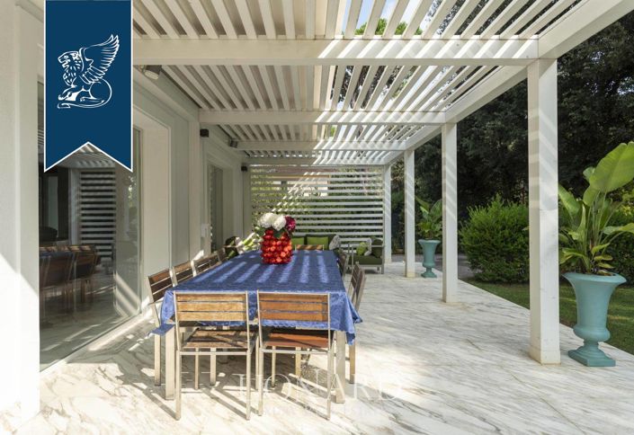 Image No.13-6 Bed Villa for sale