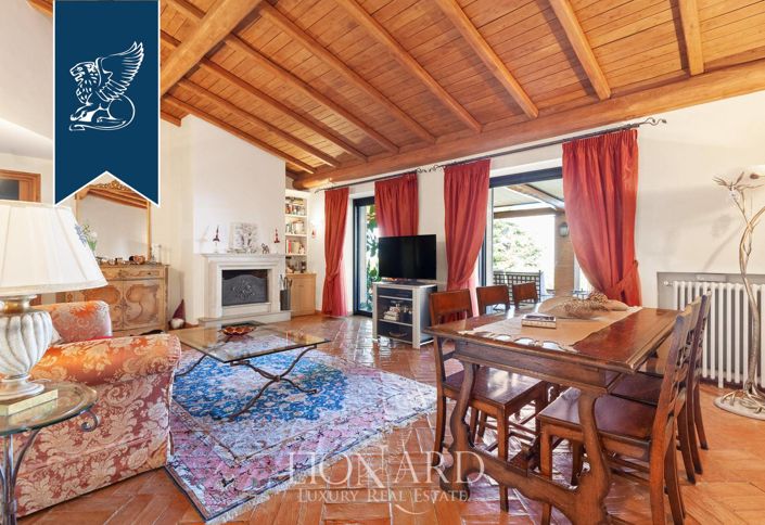 Image No.17-5 Bed Villa for sale