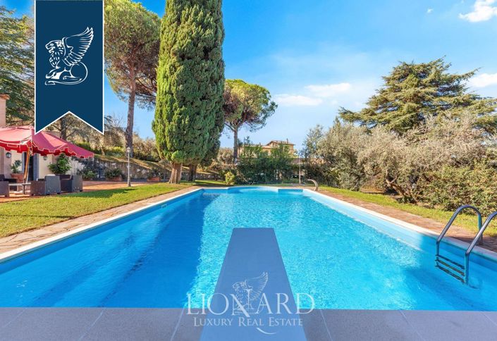 Image No.3-5 Bed Villa for sale