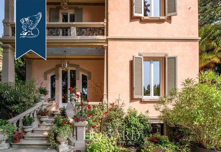 Image No.9-4 Bed Villa for sale