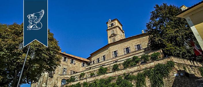 Image No.2-Propriété de 27 chambres à vendre à Asti