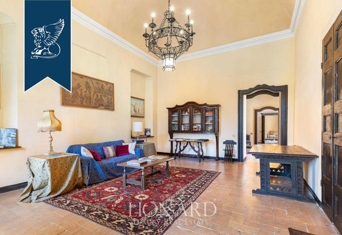 Image No.35-27 Bed Property for sale