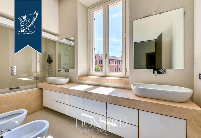 Image No.12-Propriété de 10 chambres à vendre à Rome