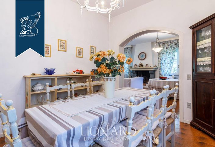 Image No.27-5 Bed Villa for sale