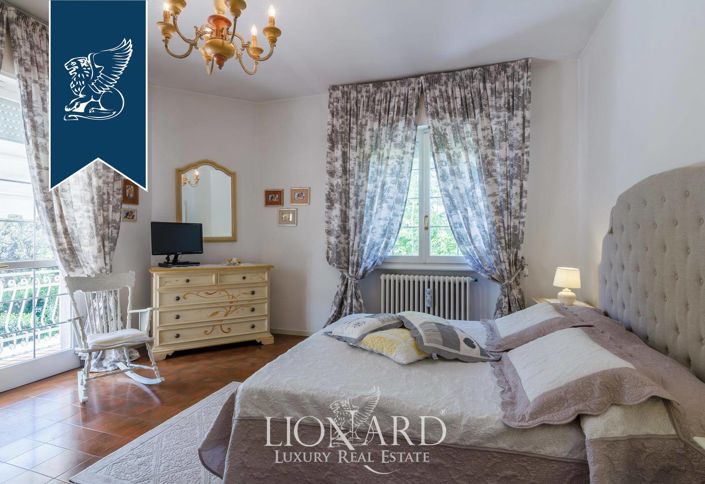 Image No.33-5 Bed Villa for sale