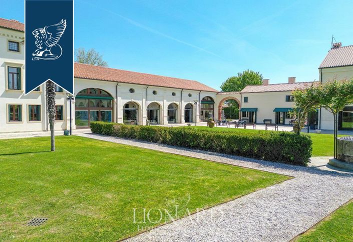 Image No.11-Villa for sale