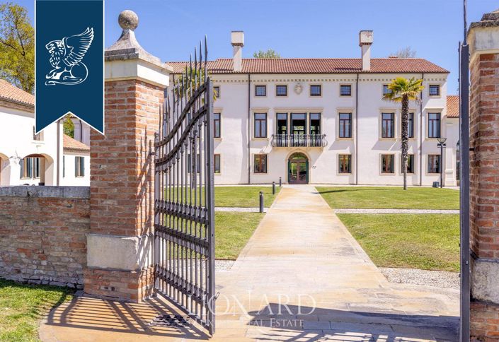 Image No.13-Villa for sale