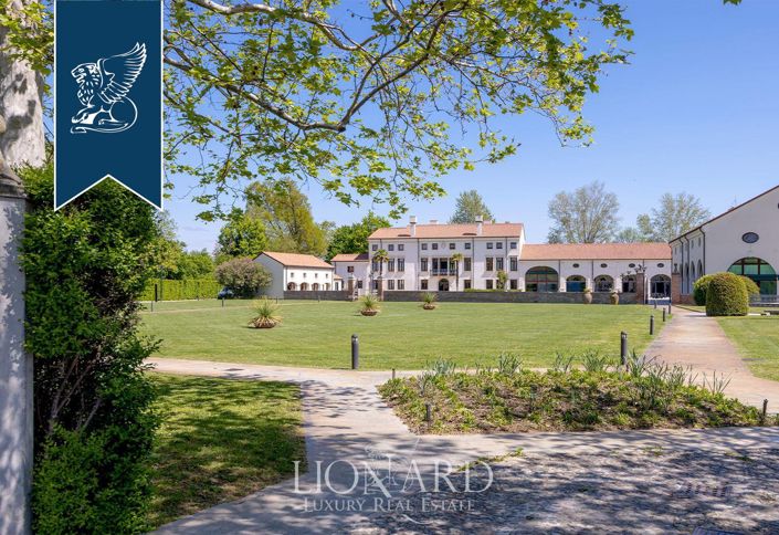 Image No.15-Villa for sale