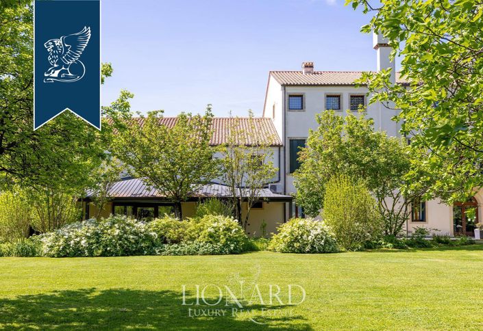 Image No.25-Villa for sale