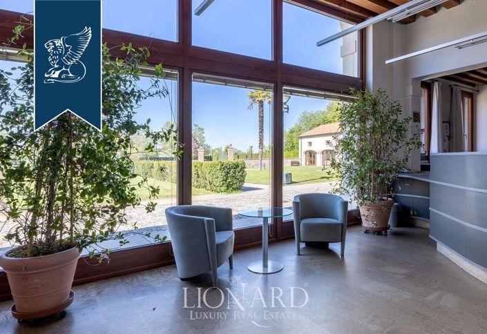 Image No.32-Villa for sale