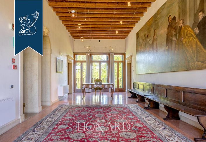 Image No.37-Villa for sale