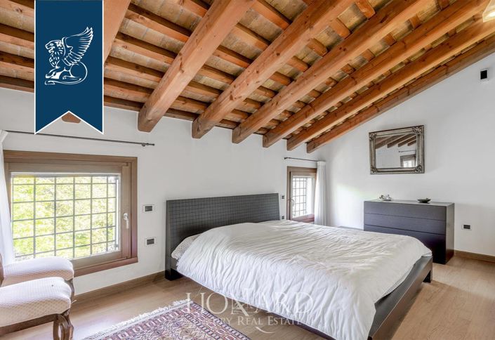 Image No.46-Villa for sale