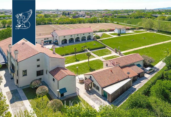 Image No.7-Villa for sale