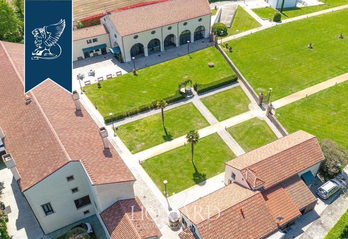 Image No.9-Villa for sale